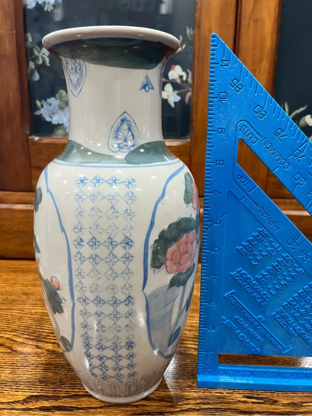 Vintage Chinese Chinoiserie Ceramic Vase – Hand-Painted Floral & Bird Design